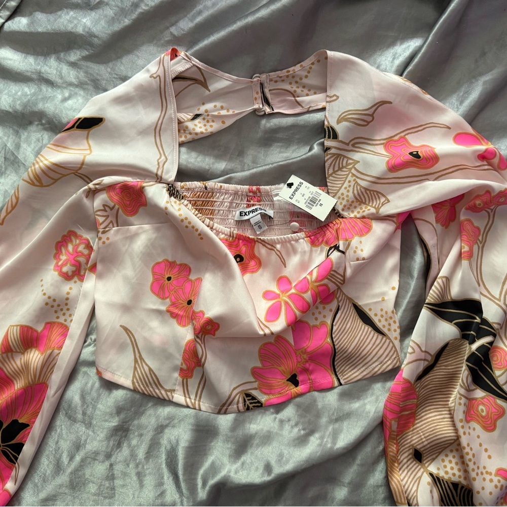 Express Women's Floral Pink Top